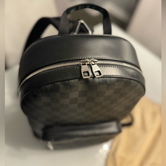 Josh Backpack Like New - Picture 3 of 12